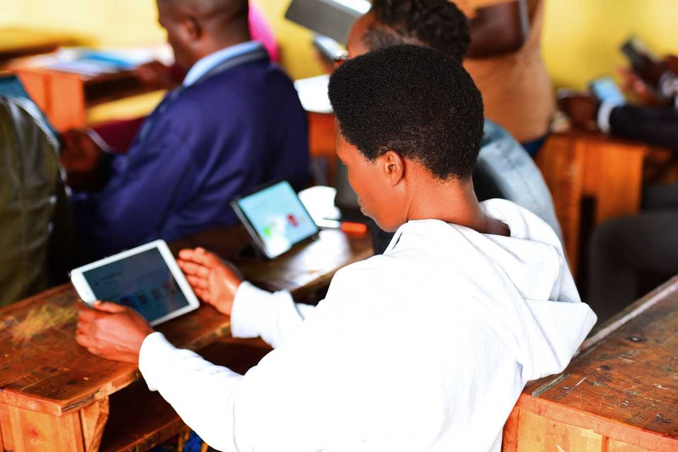 NILE trains language teachers in Rwanda